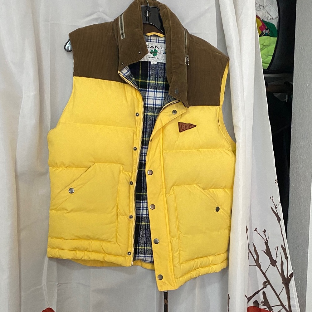 Gant Two-Tone Yellow and Brown Vest